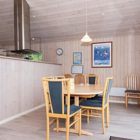 度假居 Three-bedroom In 14 *