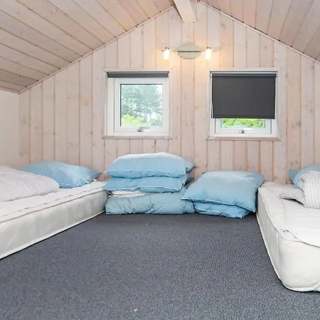 度假居 Three-bedroom In 14